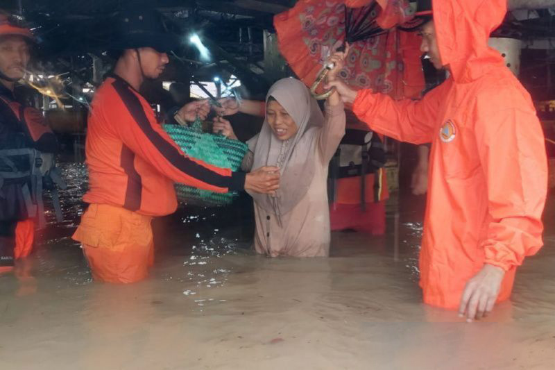 BPBD Babel minta warga pesisir mewaspadai hujan berdurasi satu jam