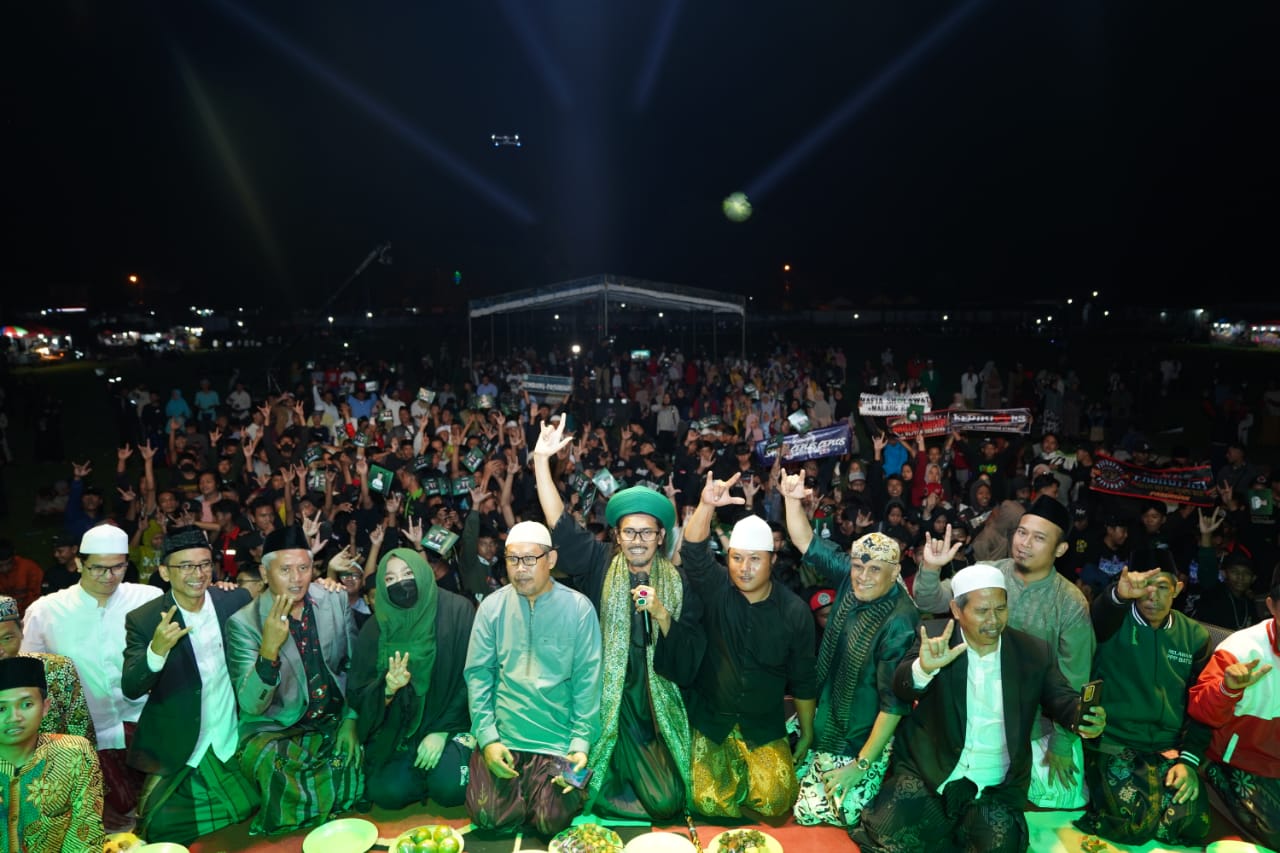 Saga gandeng Gus Ali Gindrong dan Asandra Salsabila gelar Sholawat Kebangsaan di Malang Saga gandeng Gus Ali Gindrong dan Asandra Salsabila gelar Sholawat Kebangsaan di Malang