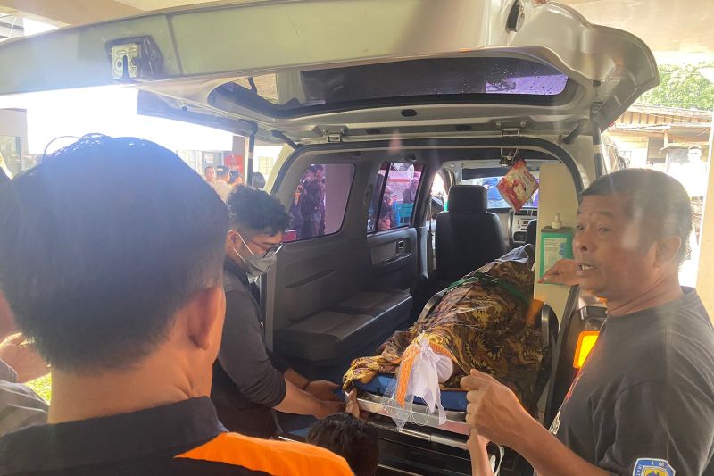 RSAM dan DVI identifikasi enam jenazah korban erupsi Gunung Marapi RSAM dan DVI identifikasi enam jenazah korban erupsi Gunung Marapi