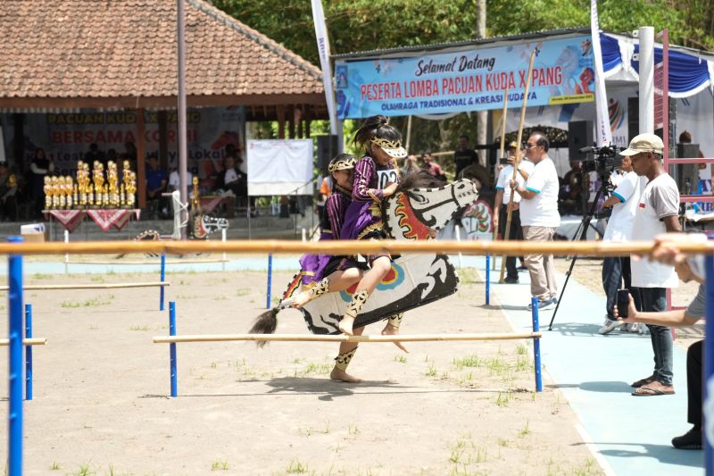Kormi Sleman adakan lomba pacuan kuda kepang lestarikan kreasi budaya