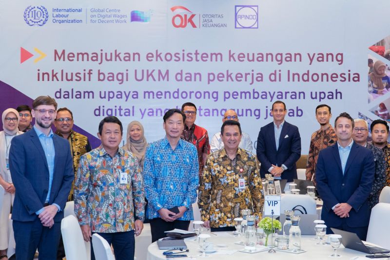 Bank DKI bersama OJK dan ILO kembangkan pembayaran digital Bank DKI bersama OJK dan ILO kembangkan pembayaran digital