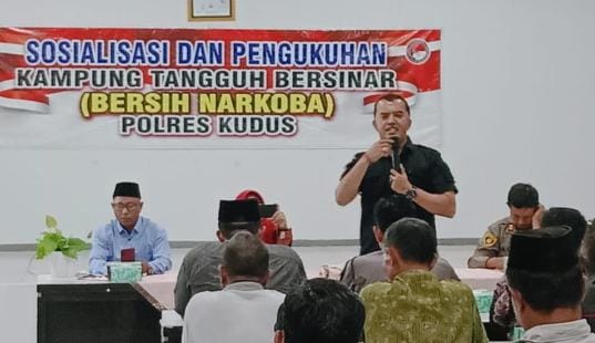 Cegah narkoba, Kelurahan Mlatinorowito Kudus dikukuhkan jadi Kampung Tangguh Bersih Narkoba Cegah narkoba, Kelurahan Mlatinorowito Kudus dikukuhkan jadi Kampung Tangguh Bersih Narkoba
