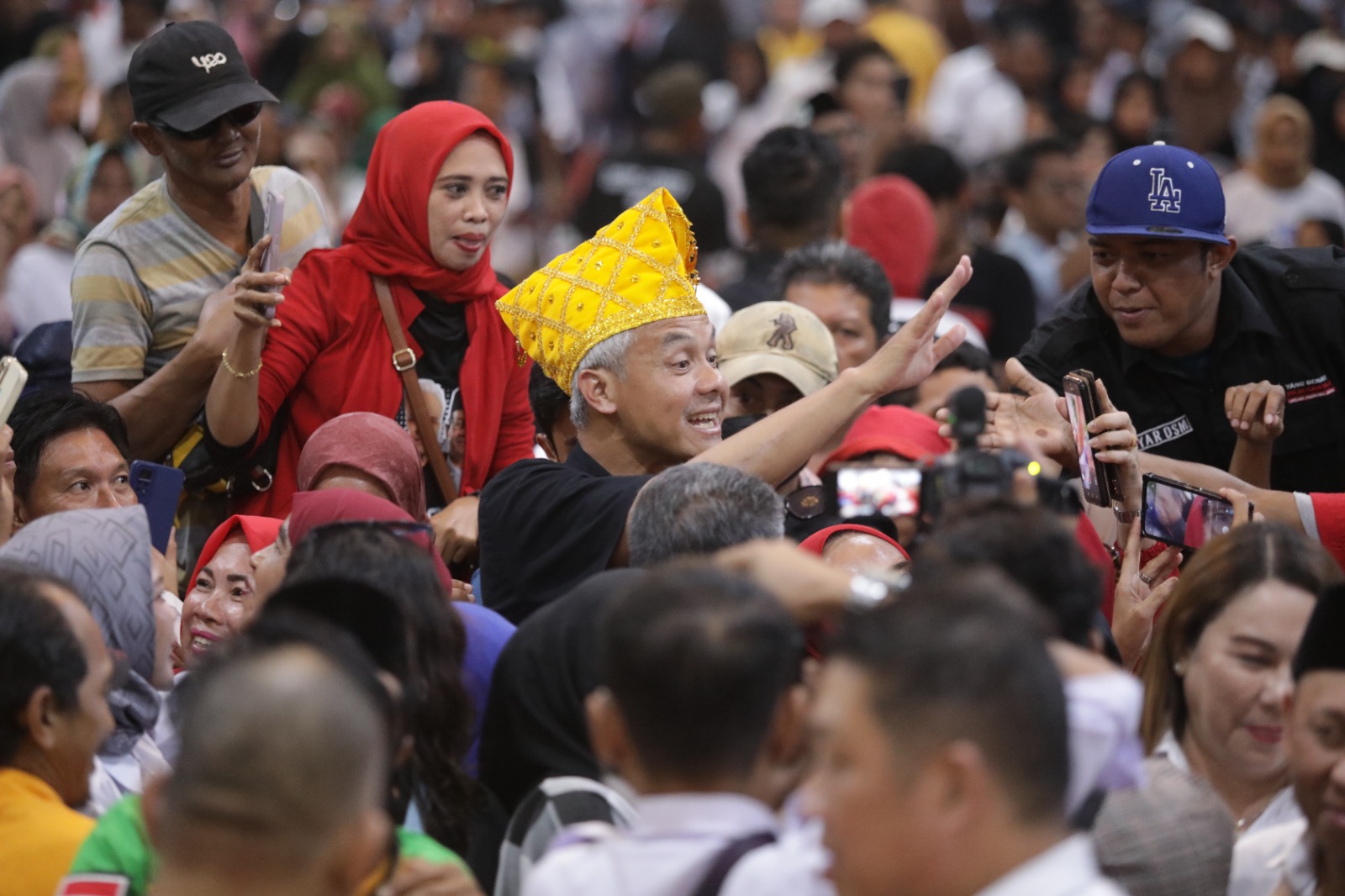 Warga Sulteng ingat Ganjar datang membantu gempa Donggala Warga Sulteng ingat Ganjar datang membantu gempa Donggala
