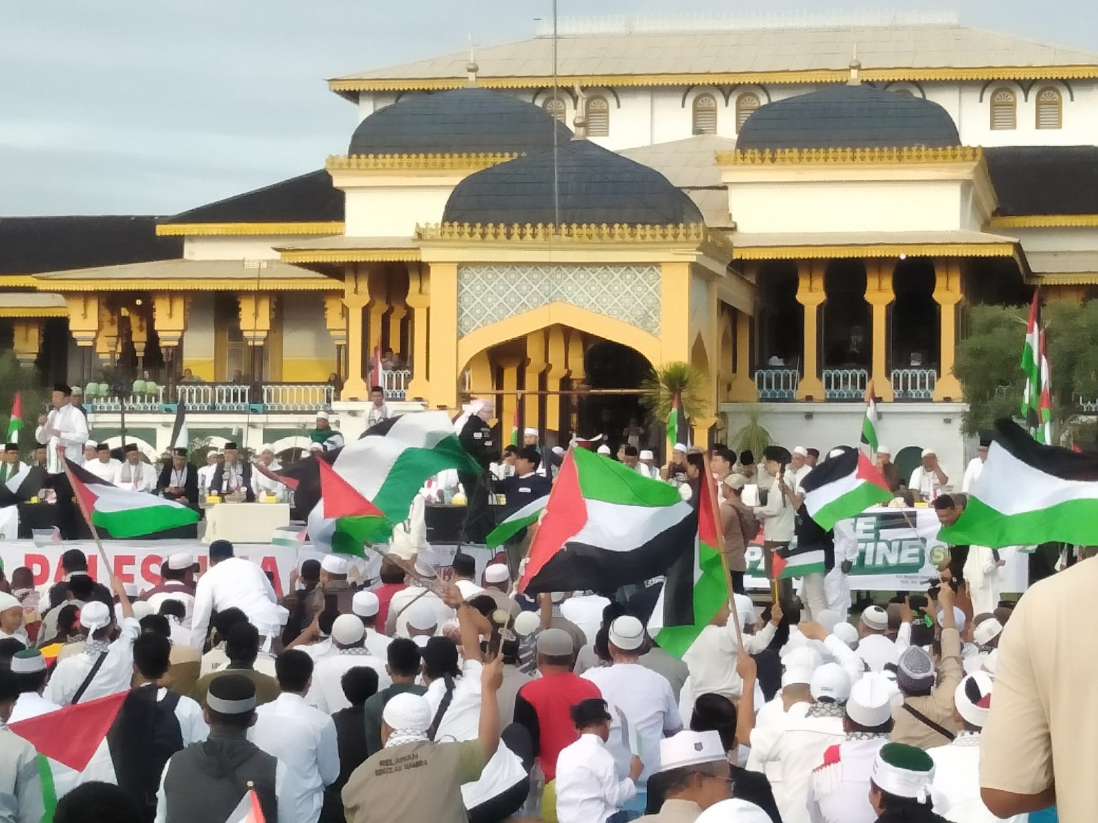 Aksi kemanusiaan bertajuk Sumut Bela Palestina kumpul donasi lebih Rp1 miliar Aksi kemanusiaan bertajuk Sumut Bela Palestina kumpul donasi lebih Rp1 miliar
