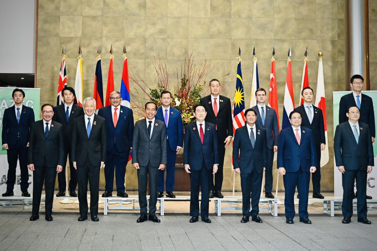 KTT AZEC jadi agenda hari ketiga Presiden Jokowi di Tokyo KTT AZEC jadi agenda hari ketiga Presiden Jokowi di Tokyo