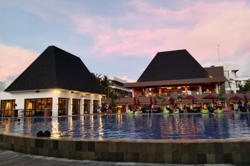 Pengusaha hotel dan restoran di Mandalika siapkan pesta kembang api Pengusaha hotel dan restoran di Mandalika siapkan pesta kembang api