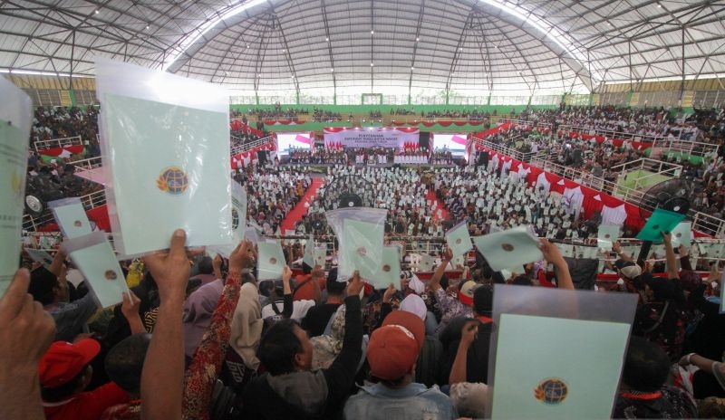 Presiden bolehkan warga gadai sertipikat tanah asal sanggup menyicil Presiden bolehkan warga gadai sertipikat tanah asal sanggup menyicil