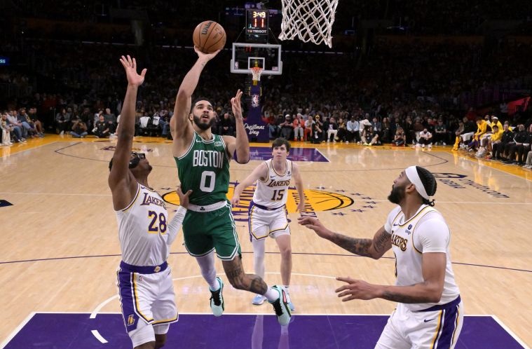 Boston rayakan Natal di markas Lakers dengan kemenangan 126-115