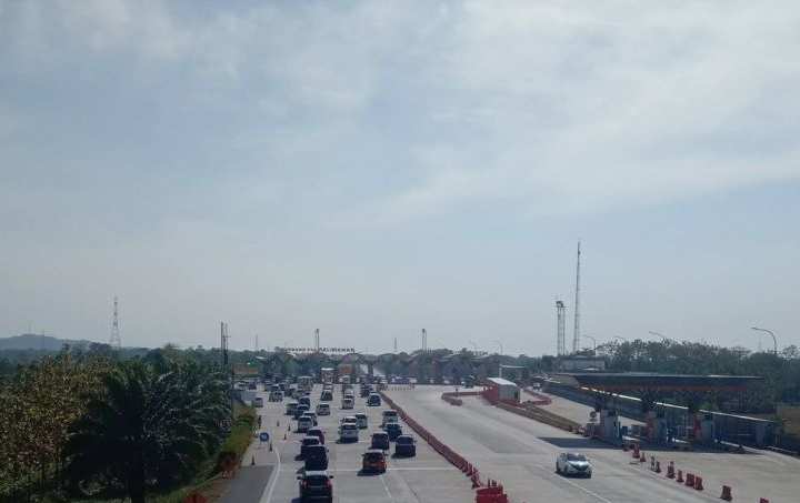 97.177 kendaraan diprediksi melintas Tol Cipali di puncak mudik Natal