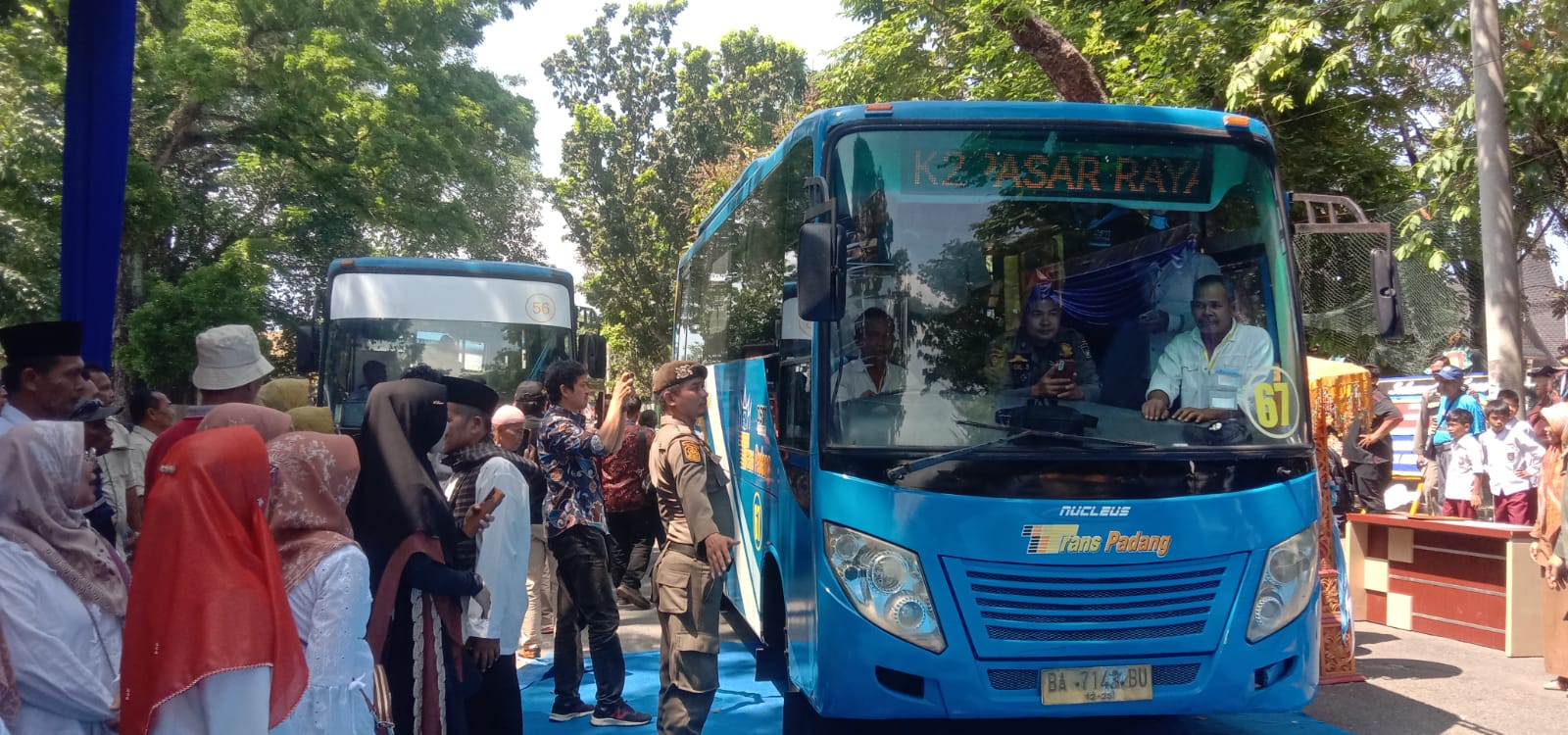 Bus massal Trans Padang dua koridor hari ini beroperasi Bus massal Trans Padang dua koridor hari ini beroperasi