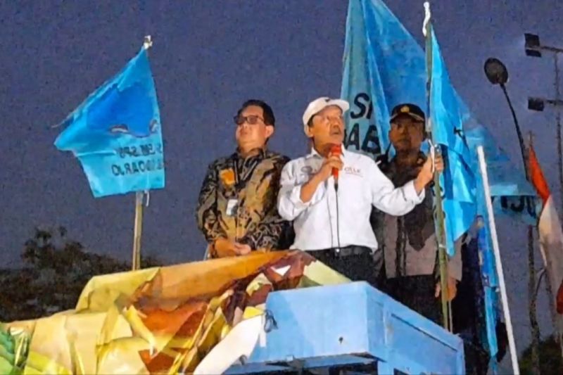 Pemprov Jatim umumkan besaran UMK 2024 Pemprov Jatim umumkan besaran UMK 2024