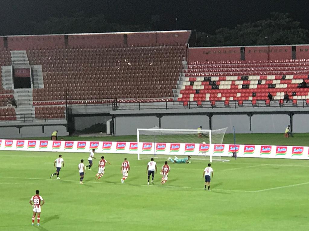 Arema FC sukses kalahkan Persis Solo 3-1 Arema FC sukses kalahkan Persis Solo 3-1