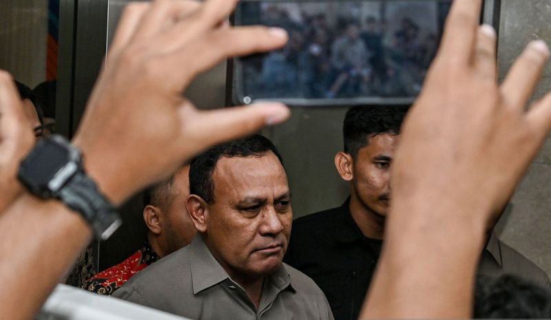 Firli Bahuri kembali diperiksa sebagai tersangka hari ini Firli Bahuri kembali diperiksa sebagai tersangka hari ini