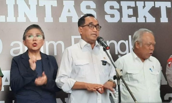Polri antisipasi lonjakan pergerakan masyarakat saat Natal tahun baru Polri antisipasi lonjakan pergerakan masyarakat saat Natal tahun baru