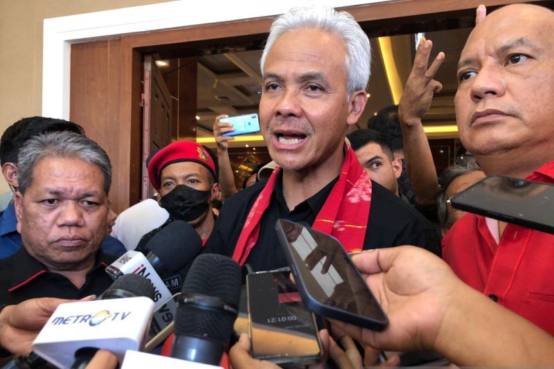 Ganjar komit berikan kemudahan akses pada lapangan pekerjaan Ganjar komit berikan kemudahan akses pada lapangan pekerjaan