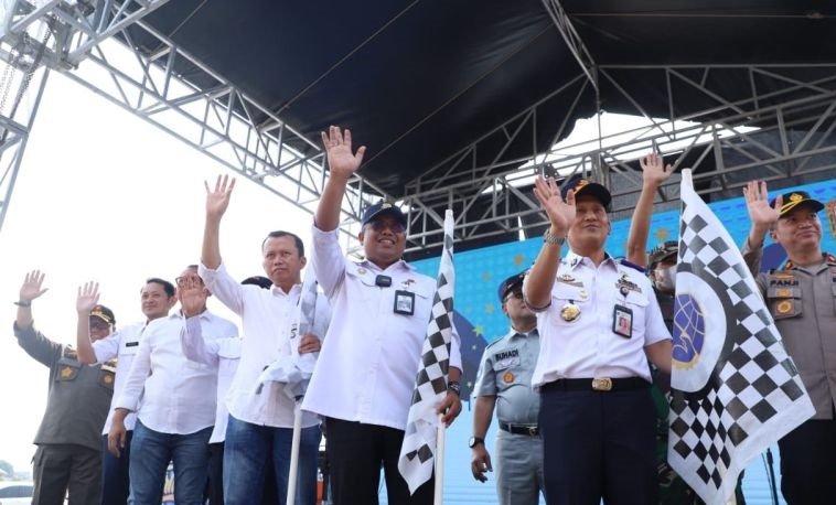 Kemenhub sediakan mudik gratis ke 11 kota untuk kurangi kemacetan Kemenhub sediakan mudik gratis ke 11 kota untuk kurangi kemacetan