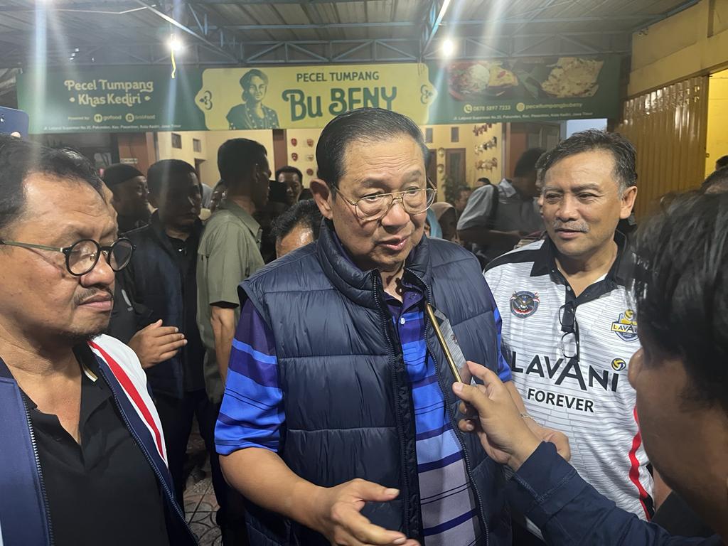 SBY mulai turun gunung, sasaran kali ini daerah Matraman, Kediri SBY mulai turun gunung, sasaran kali ini daerah Matraman, Kediri
