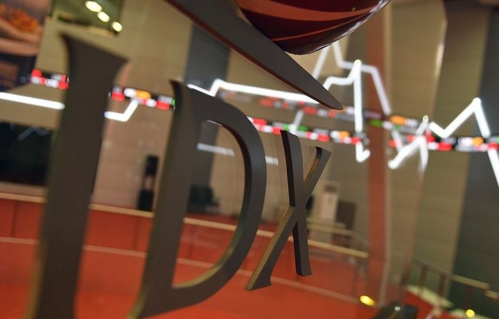 IHSG ditutup menguat pasar respon sikap The Fed tahan suku bunga