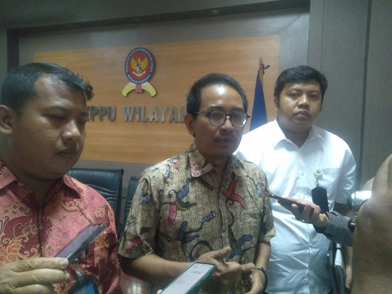 KPPU terima laporan aduan proyek lampu pocong dan panti sosial Kota Medan KPPU terima laporan aduan proyek lampu pocong dan panti sosial Kota Medan