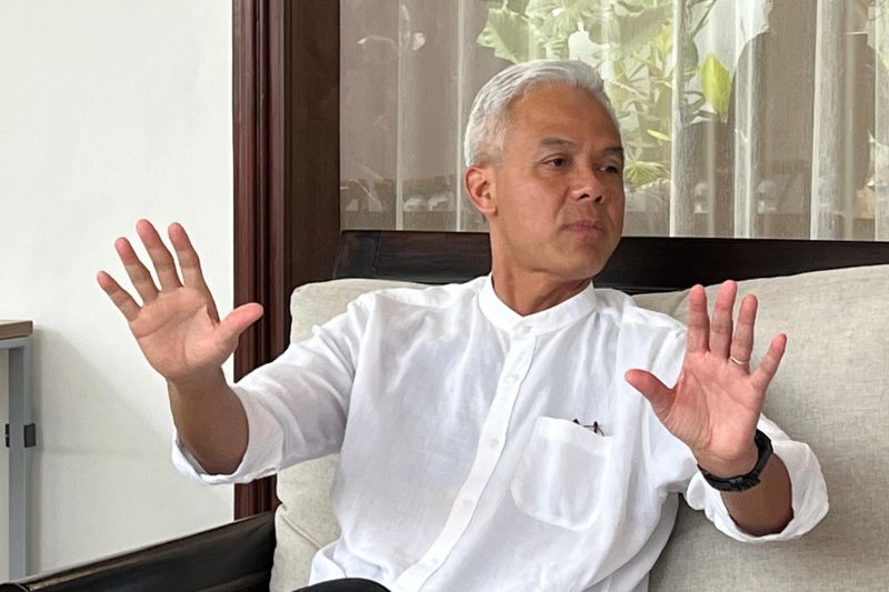 Ganjar tegaskan dirinya independen meski petugas partai Ganjar tegaskan dirinya independen meski petugas partai
