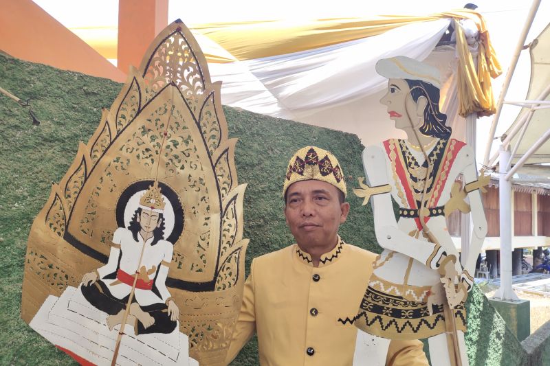 Mengenal lebih dekat wayang sekelik dari Lampung Mengenal lebih dekat wayang sekelik dari Lampung