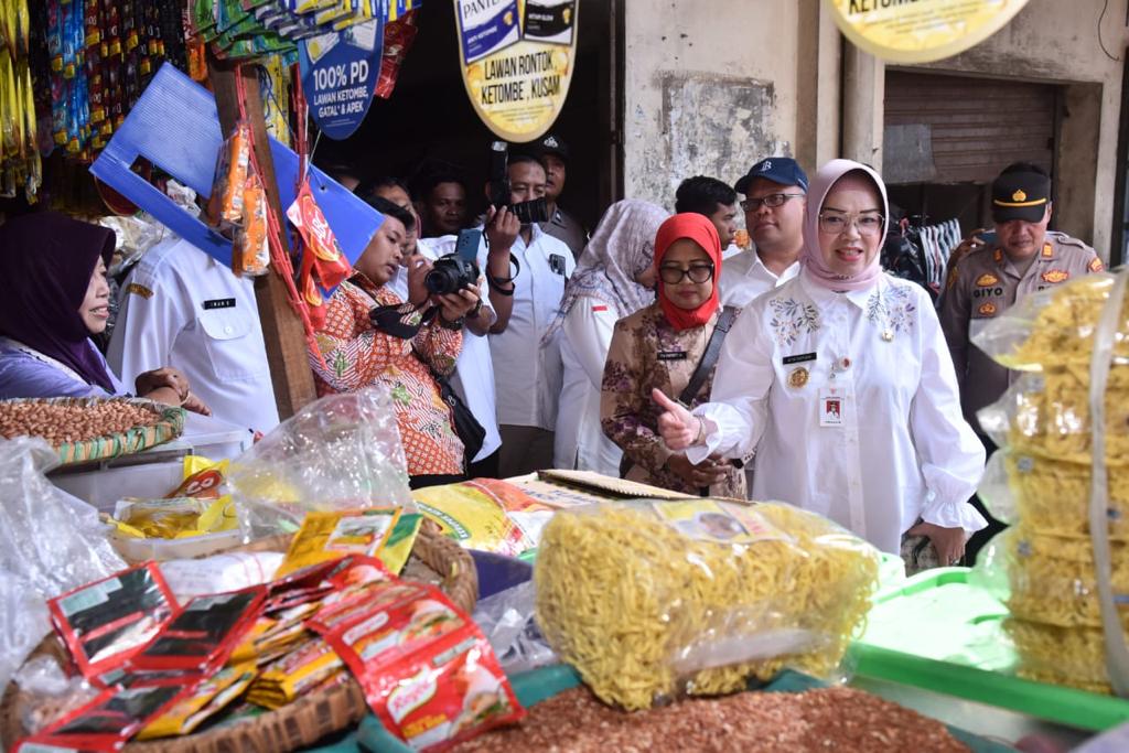 TPID Sukoharjo pantau harga dan stok sembako pasar tradisional hadapai Nataru