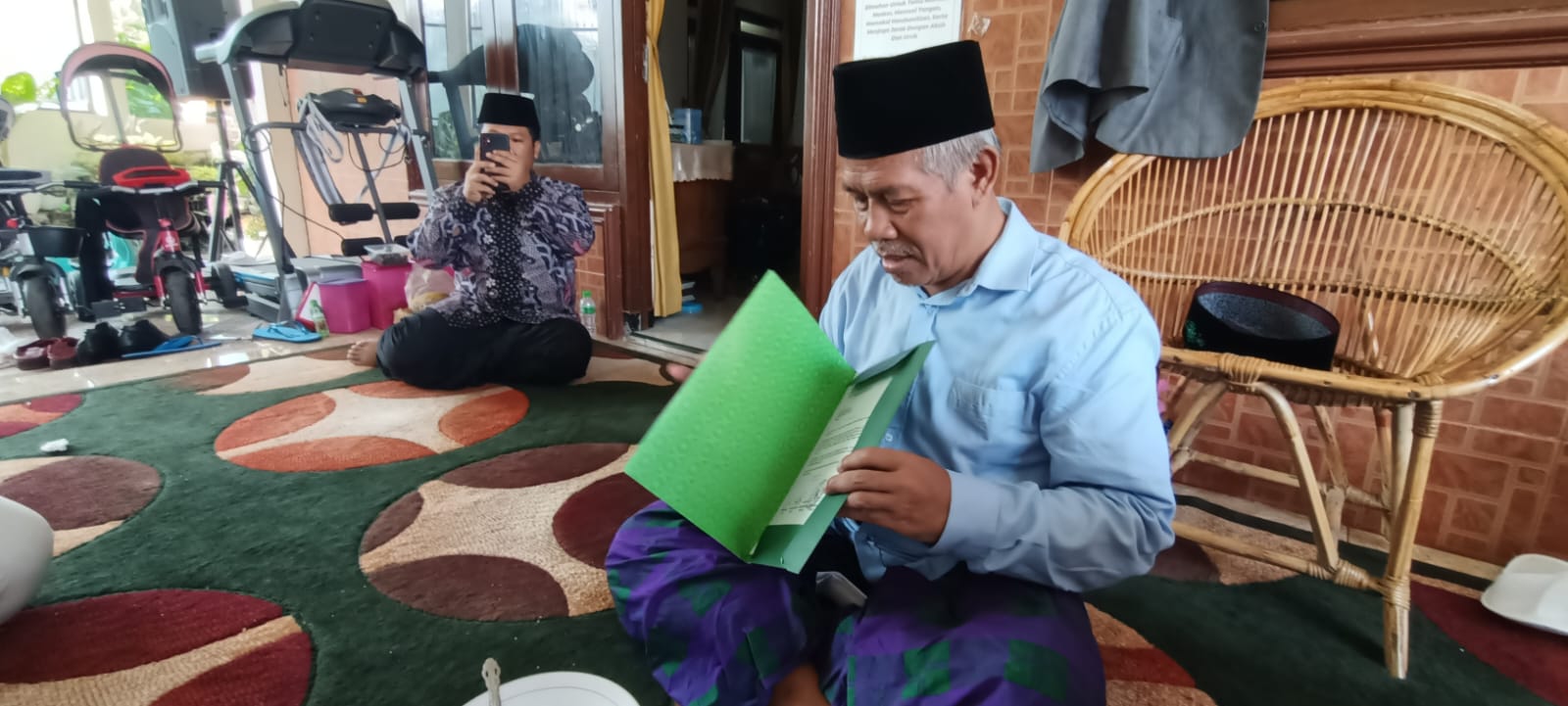 Dicopot dari Ketua PWNU Jatim, KH Marzuqi Mustamar buka suara  