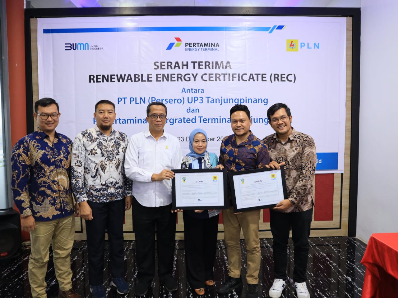 Aksi nyata green energy terminal, PET kantongi sertifikat energi terbarukan Aksi nyata green energy terminal, PET kantongi sertifikat energi terbarukan
