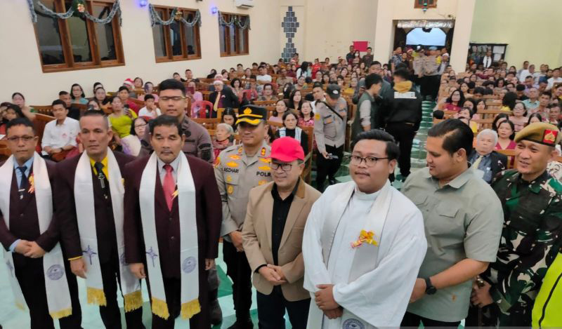 400 personel gabungan diturunkan untuk amankan Natal di Cianjur 400 personel gabungan diturunkan untuk amankan Natal di Cianjur