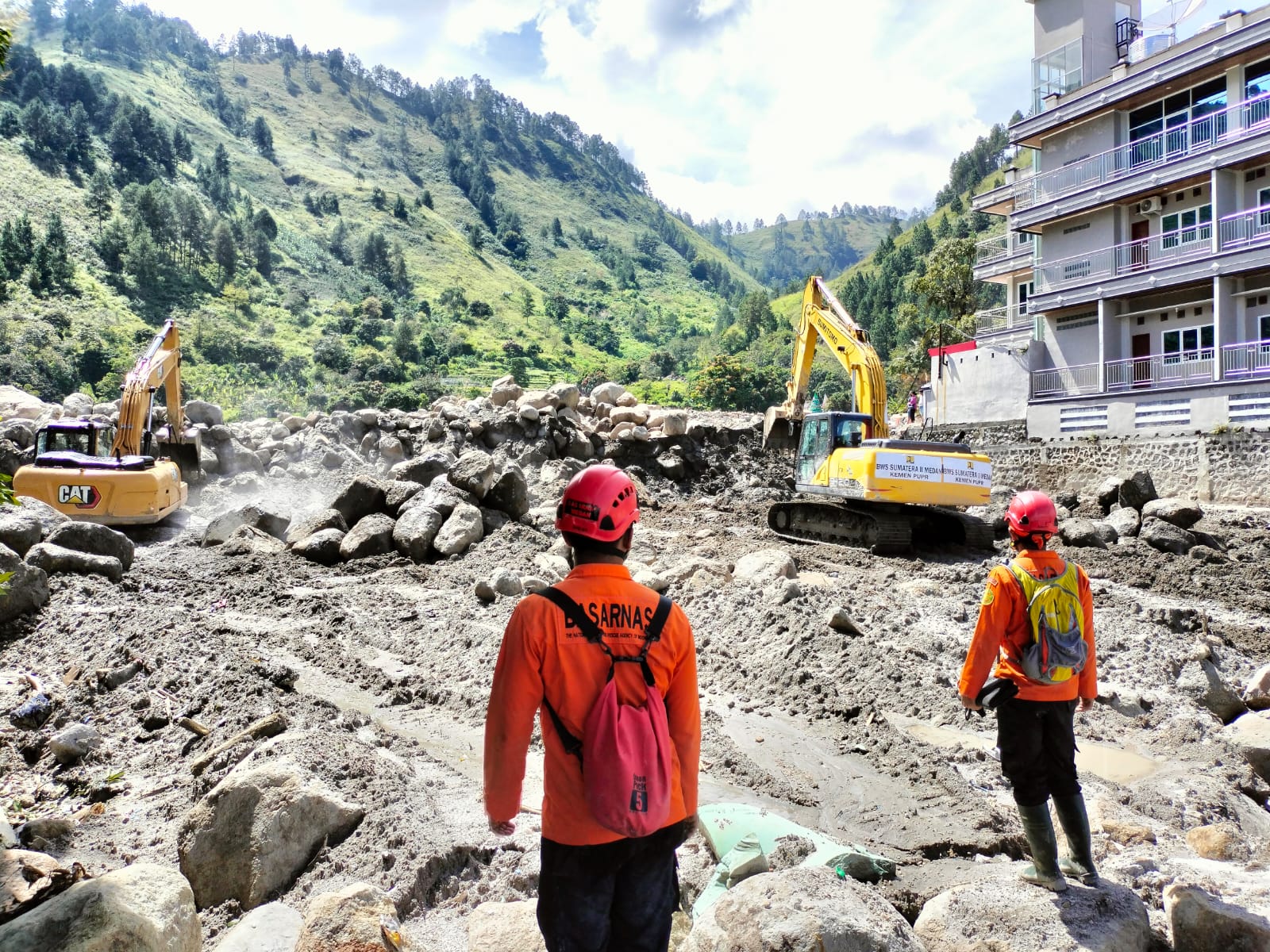 8 personel Basarnas Bengkulu bantu pencarian korban banjir bandang Humbahas
