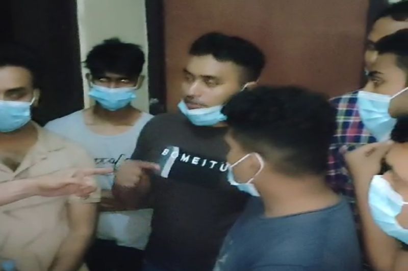 Polisi tangkap delapan WNA Bangladesh di Kabupaten Belu Polisi tangkap delapan WNA Bangladesh di Kabupaten Belu
