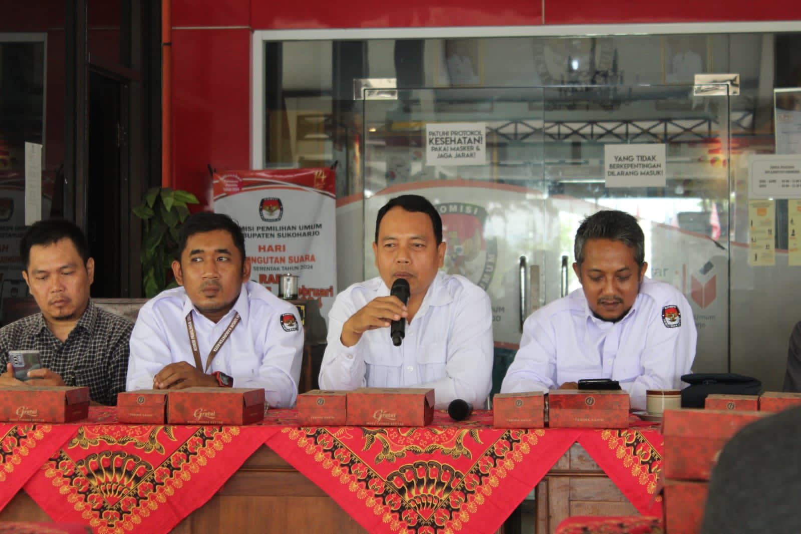 Pakai teknologi AI, KPPS di Sukoharjo harus melek teknologi informasi Pakai teknologi AI, KPPS di Sukoharjo harus melek teknologi informasi