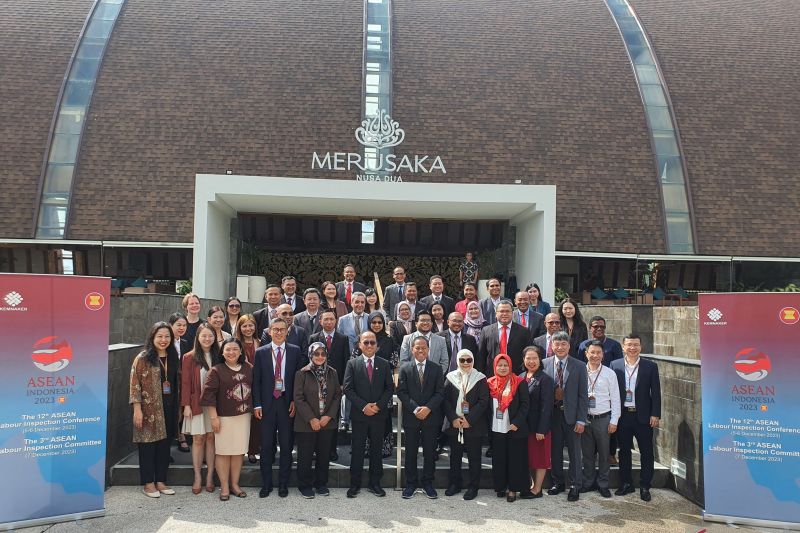 Kemenaker RI bahas perlindungan pekerja migran ASEAN di Bali Kemenaker RI bahas perlindungan pekerja migran ASEAN di Bali