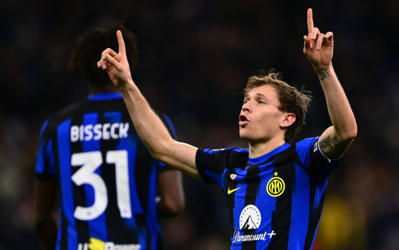 Inter Milan tetap unggul empat poin di puncak setelah tundukkan Lecce 2-0