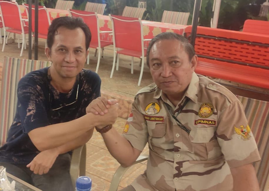Bukan Pendiri PD, Hencky Luntungan sebut Ketua TPN Ganjar - Mahfud kena prank Sahat Saragih Bukan Pendiri PD, Hencky Luntungan sebut Ketua TPN Ganjar - Mahfud kena prank Sahat Saragih