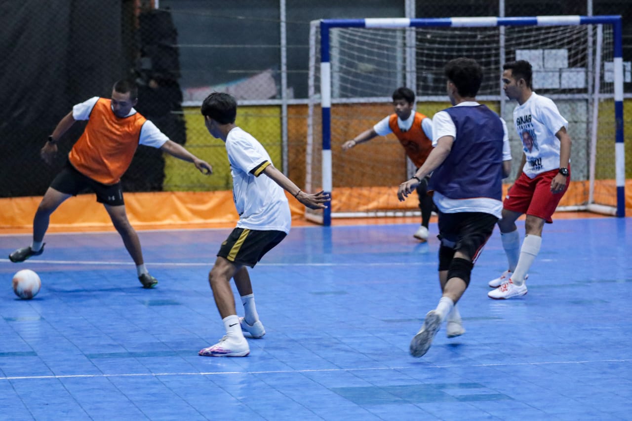 Relawan Ganjar Creasi rangkul anak muda dengan futsal Relawan Ganjar Creasi rangkul anak muda dengan futsal