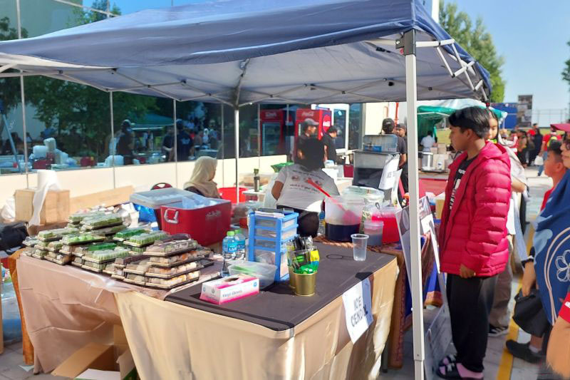Berburu sate ayam dan bakso Indonesia di Doha Qatar Berburu sate ayam dan bakso Indonesia di Doha Qatar