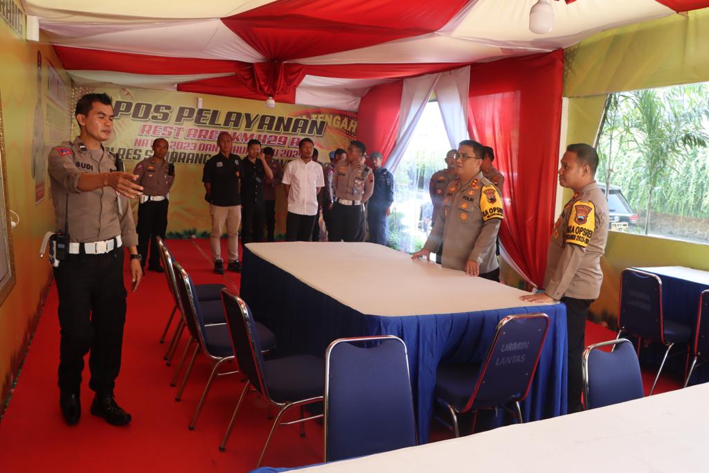 Jelang Nataru, Kapolres Semarang cek kesiapan pospam Jelang Nataru, Kapolres Semarang cek kesiapan pospam