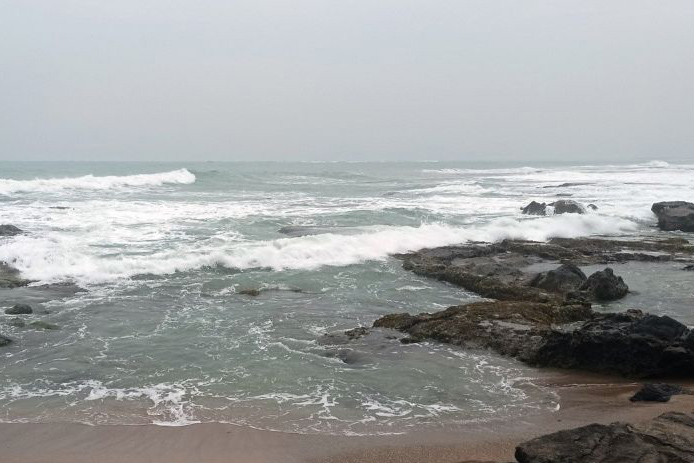 Hujan lebat disertai angin kencang diprakirakan melanda Banten Hujan lebat disertai angin kencang diprakirakan melanda Banten