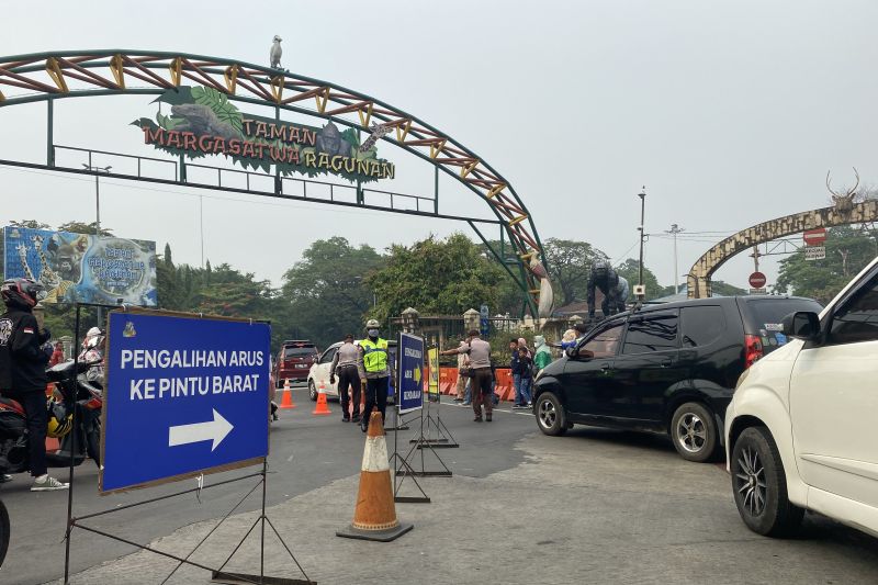 Panit Lantas Pasar Minggu siapkan rekayasa lalu lintas antisipasi kemacetan di Ragunan