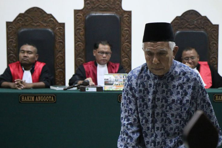 Hakim di Mataram vonis 17 bulan penjara PPTK pengadaan alat metrologi Hakim di Mataram vonis 17 bulan penjara PPTK pengadaan alat metrologi