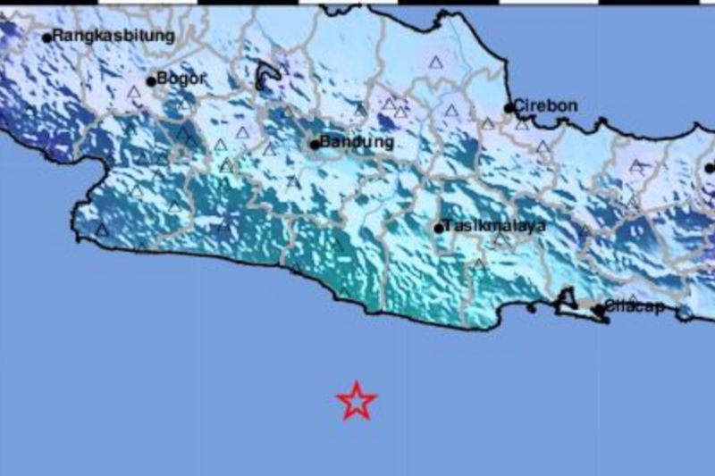 Gempa selatan Jabar akibat sesar dalam lempeng Eurasia Gempa selatan Jabar akibat sesar dalam lempeng Eurasia
