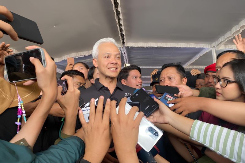 Ganjar jamin keamanan data pribadi program KTP Sakti Ganjar jamin keamanan data pribadi program KTP Sakti