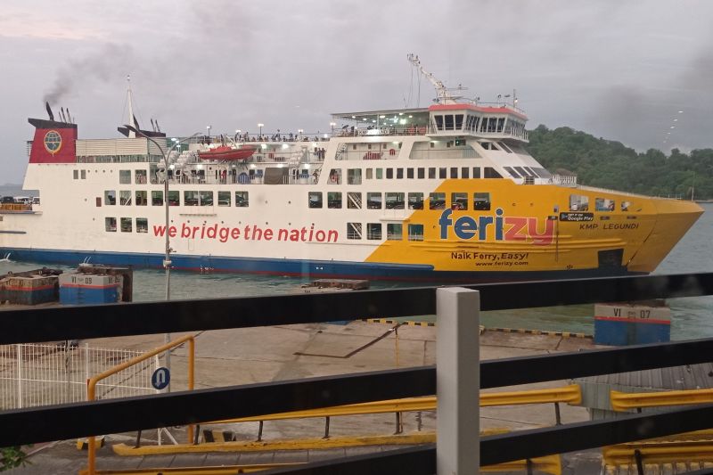 Penyeberangan Merak - Bakauheni relatif aman Penyeberangan Merak - Bakauheni relatif aman