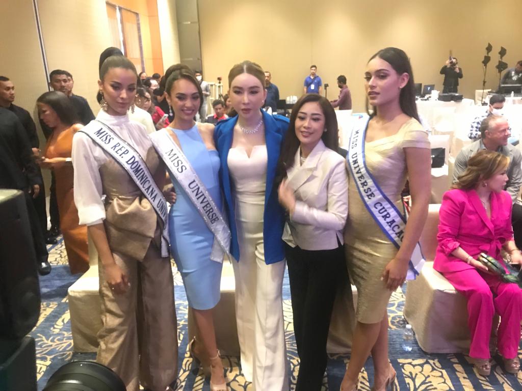 Miss Universe 2022 berkunjung ke Bali Miss Universe 2022 berkunjung ke BaliÂ
