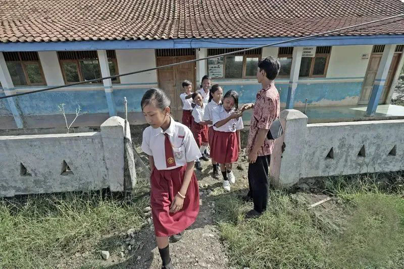 Sekolah garda terdepan kawal perkembangan karakter anak Sekolah garda terdepan kawal perkembangan karakter anak