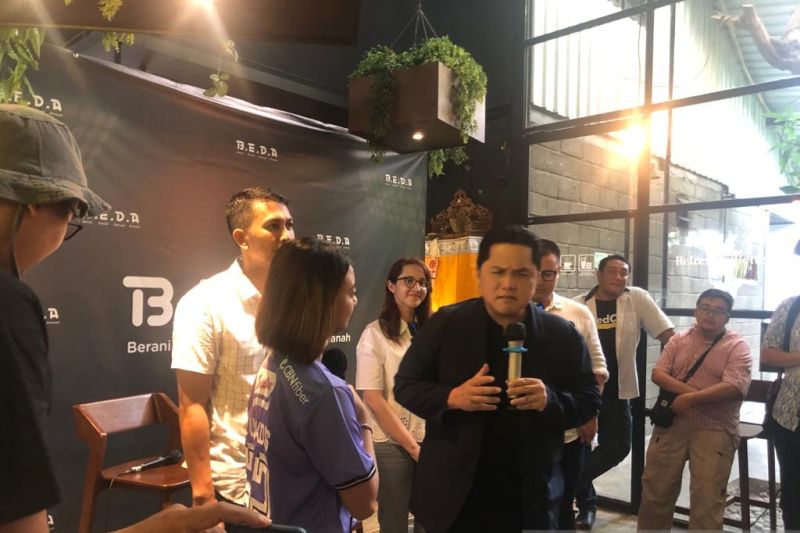 Erick Thohir kumpulkan aspirasi pendukung sepak bola di Bali Erick Thohir kumpulkan aspirasi pendukung sepak bola di Bali