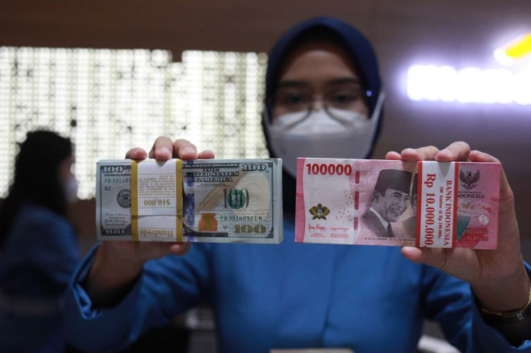 Rupiah Kamis pagi melesat 113 poin