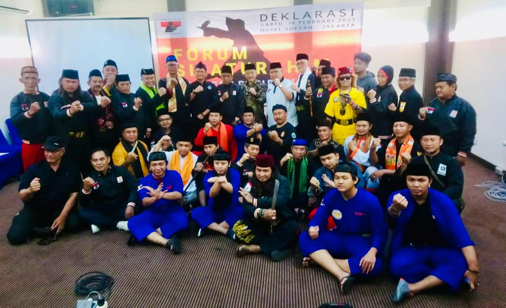 Ratusan pendekar deklarasikan Forum Silaturahim Pendekar Indonesia Ratusan pendekar deklarasikan Forum Silaturahim Pendekar Indonesia