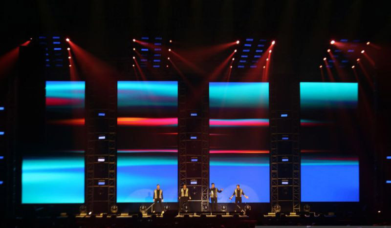 Konser Westlife di ICE BSD momen comeback Mark usai pneumonia Konser Westlife di ICE BSD momen comeback Mark usai pneumonia